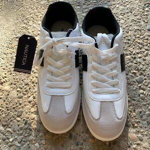 Nautica Sneakers